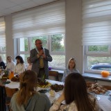 60e97818-4a7a-439a-87a3-e61e9549ae8f-1